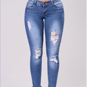Fashion Nova Distressed Skinny Jeans-2X